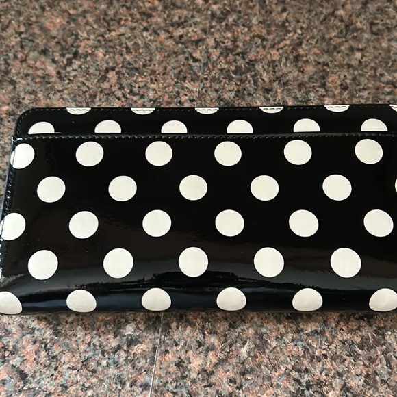 TWO wallets #1 Kate Spade black & cream polka dot & #1 med orange (ostrich look) - Picture 4 of 11